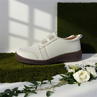 Wide Width Casual Shoes